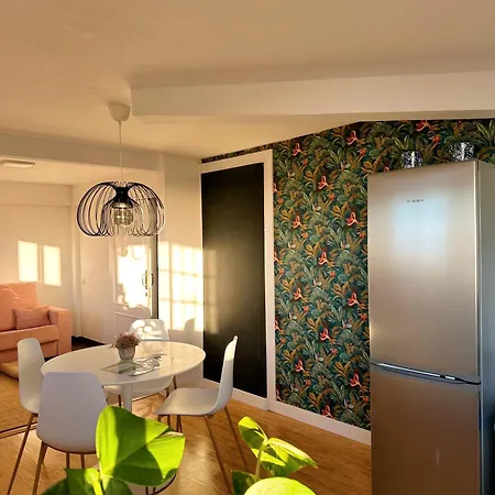 Casa Con Piscina Y Jardin Con Vistas Al Mar Vakantiehuis