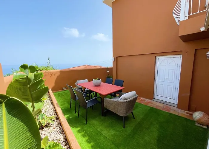 Con Piscina Y Jardin Con Vistas Al Mar Semesterbostad