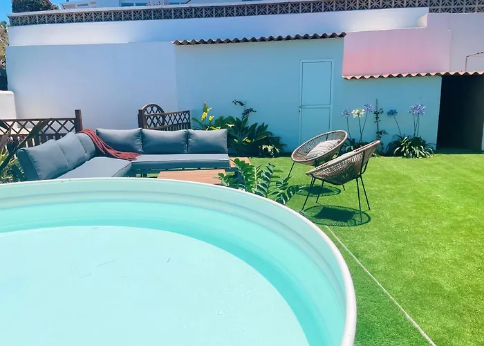 Semesterbostad Con Piscina Y Jardin Con Vistas Al Mar *