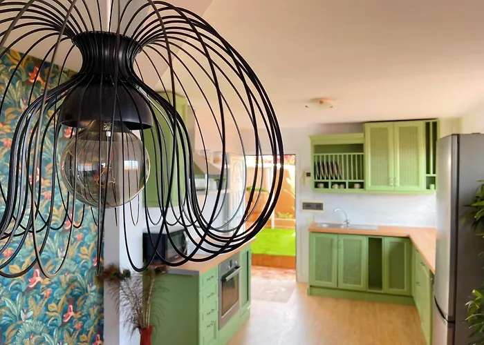 Semesterbostad Con Piscina Y Jardin Con Vistas Al Mar